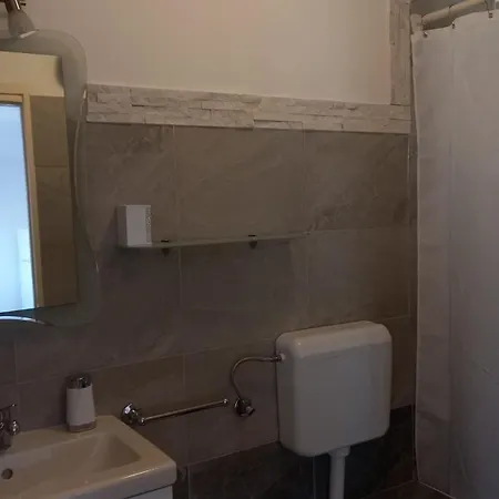 Inter Vivos Apartment