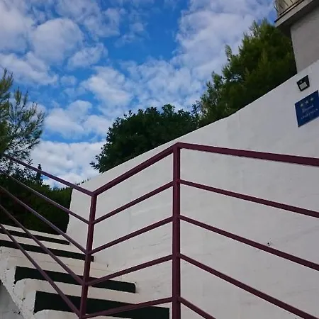 Inter Vivos * Smokvica