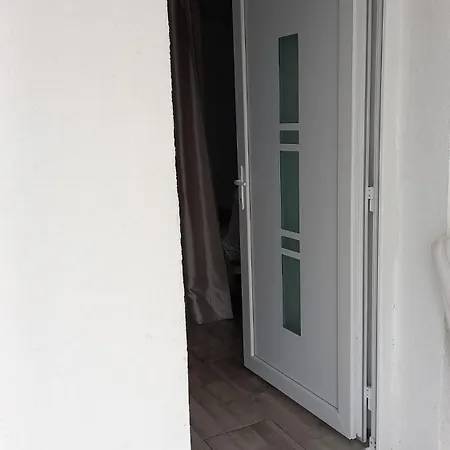 Apartment Inter Vivos