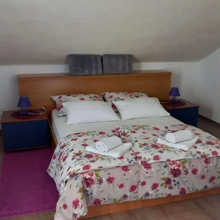 Apartment Inter Vivos