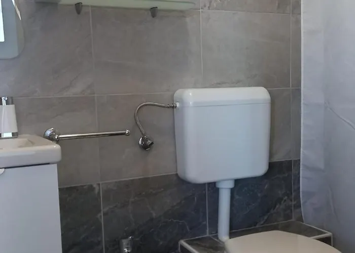 Inter Vivos Daire Smokvica (Korcula)