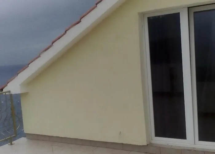 Inter Vivos Daire Smokvica (Korcula)